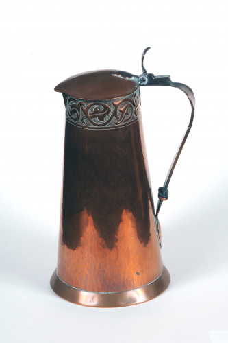 Copper hot water jug