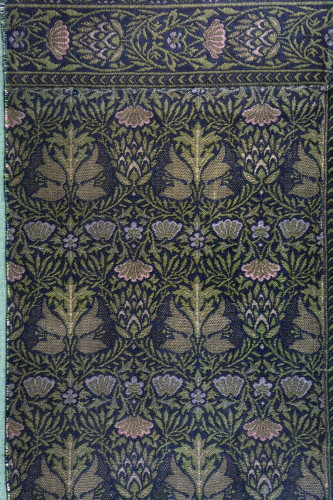 Woven carpet with Artichoke design